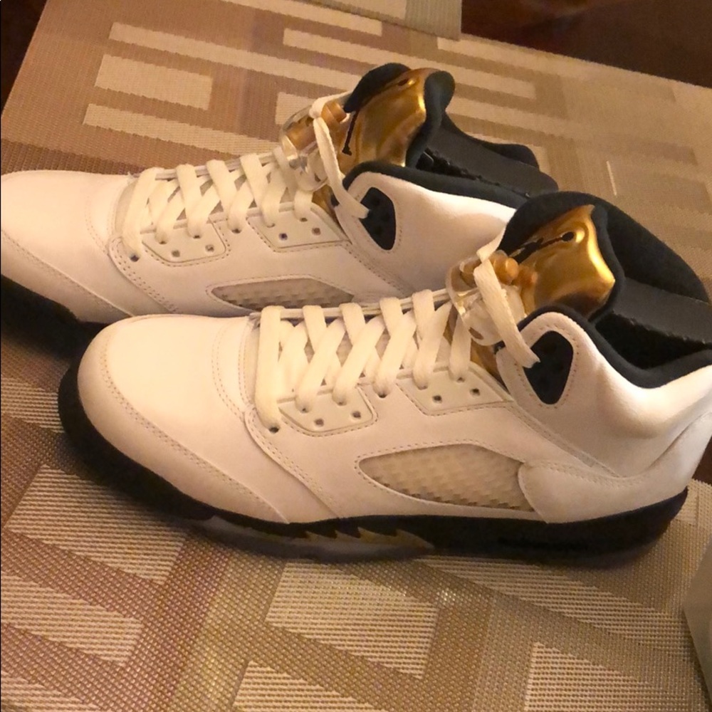 Jordan 5s - Picture 5 of 5